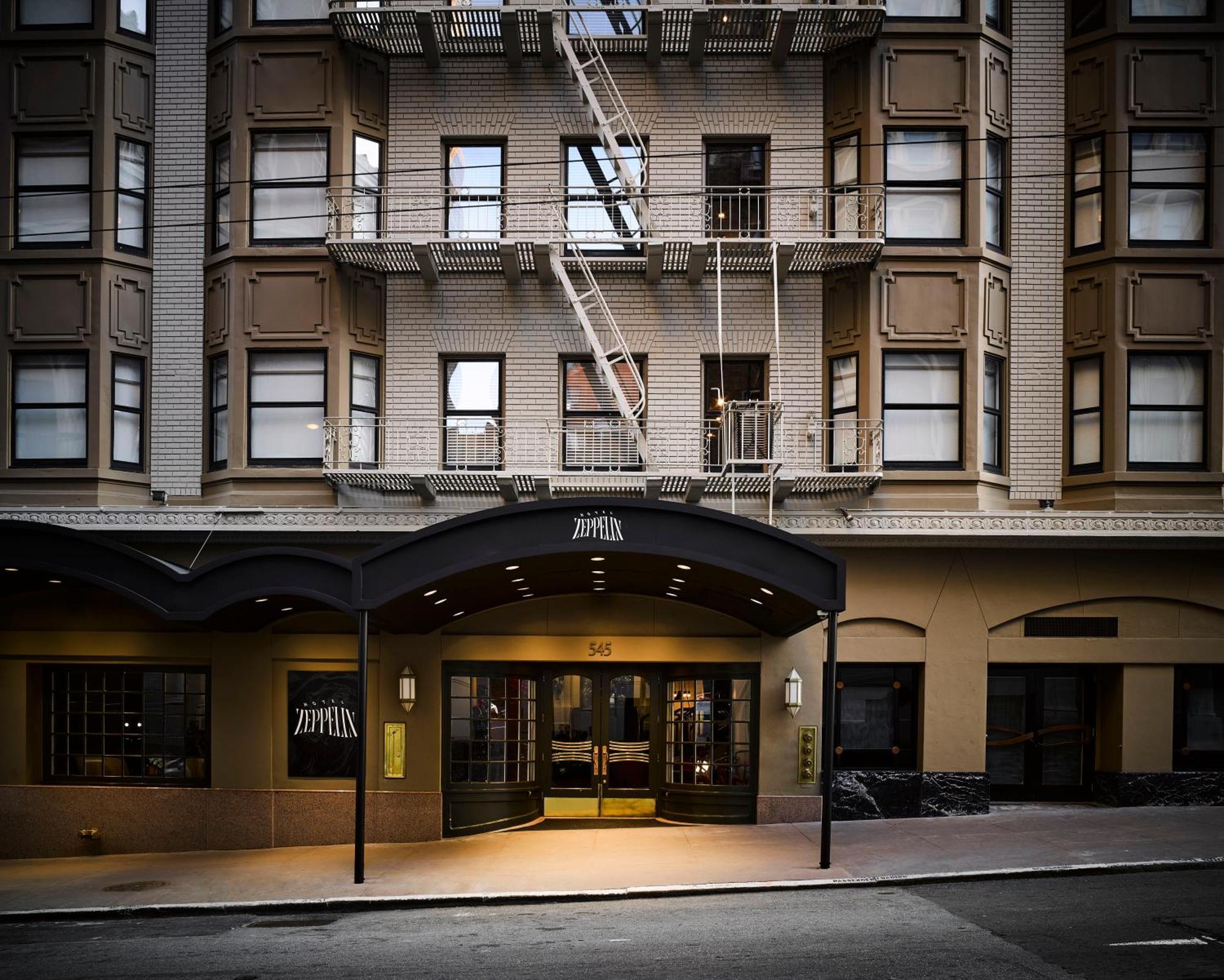 Staying In Lower East Side: 3 Romantic Hotels Compared