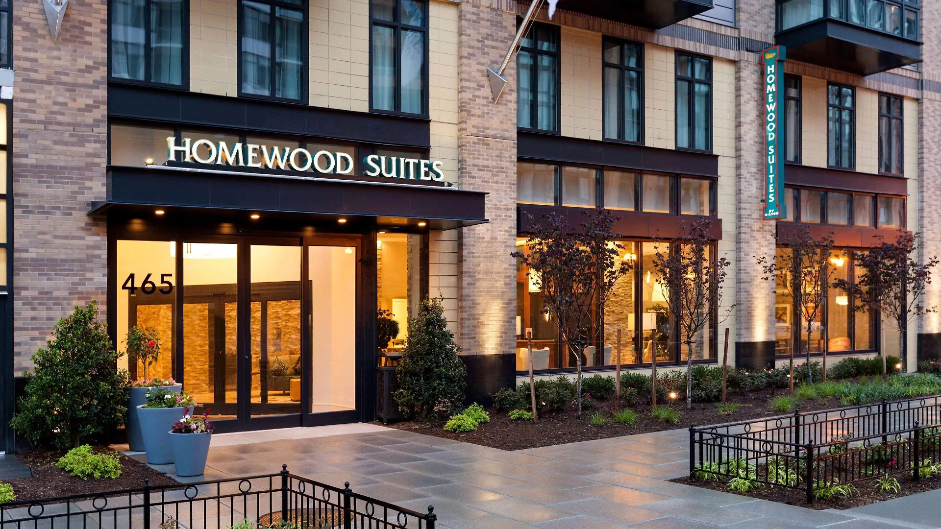 15 Top-Rated Airport Hotels in Northwest Washington DC