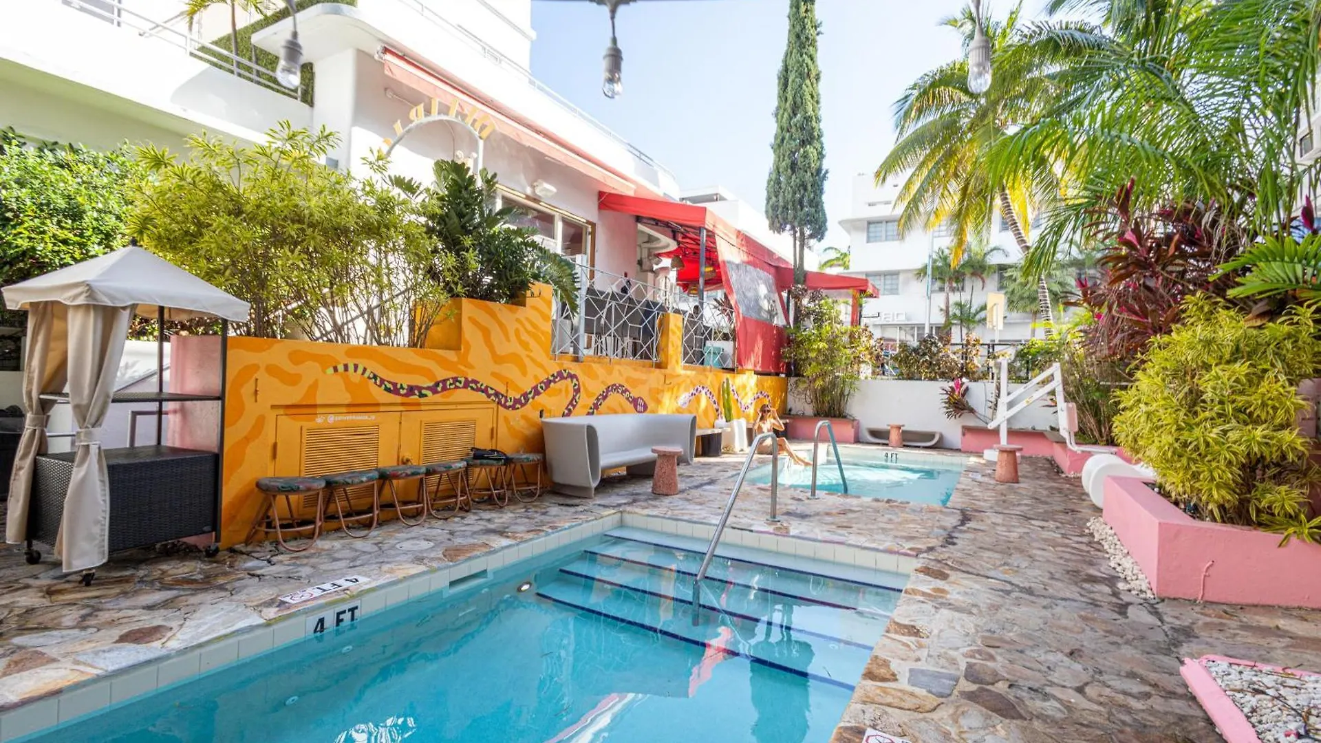 15 Family Hotels in South Beach That Actually Deliver