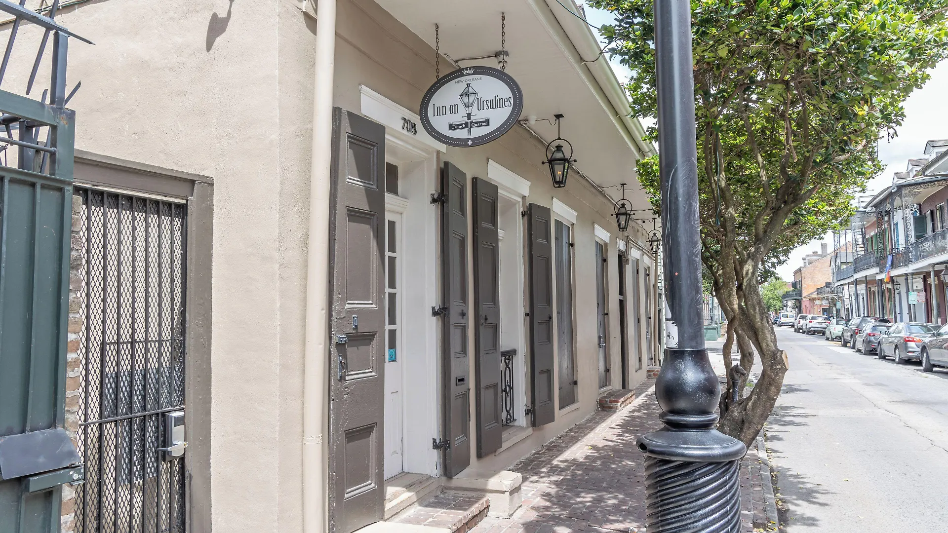 15 Smart Central Hotels in French Quarter Worth Booking