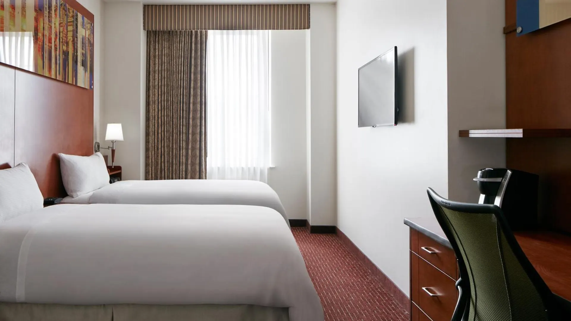 13 Top-Rated Central Hotels In Rittenhouse Square, Philadelphia