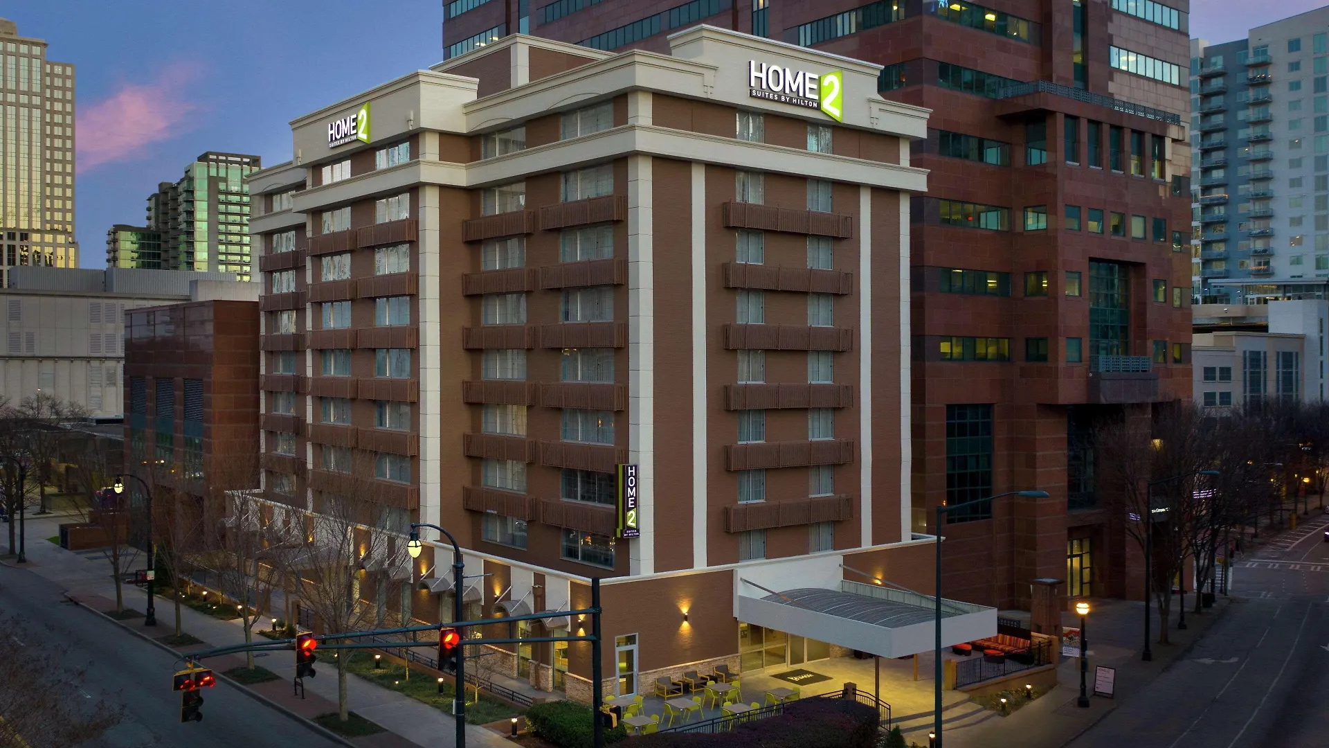 Staying in Midtown Atlanta: 9 Design Hotels Compared