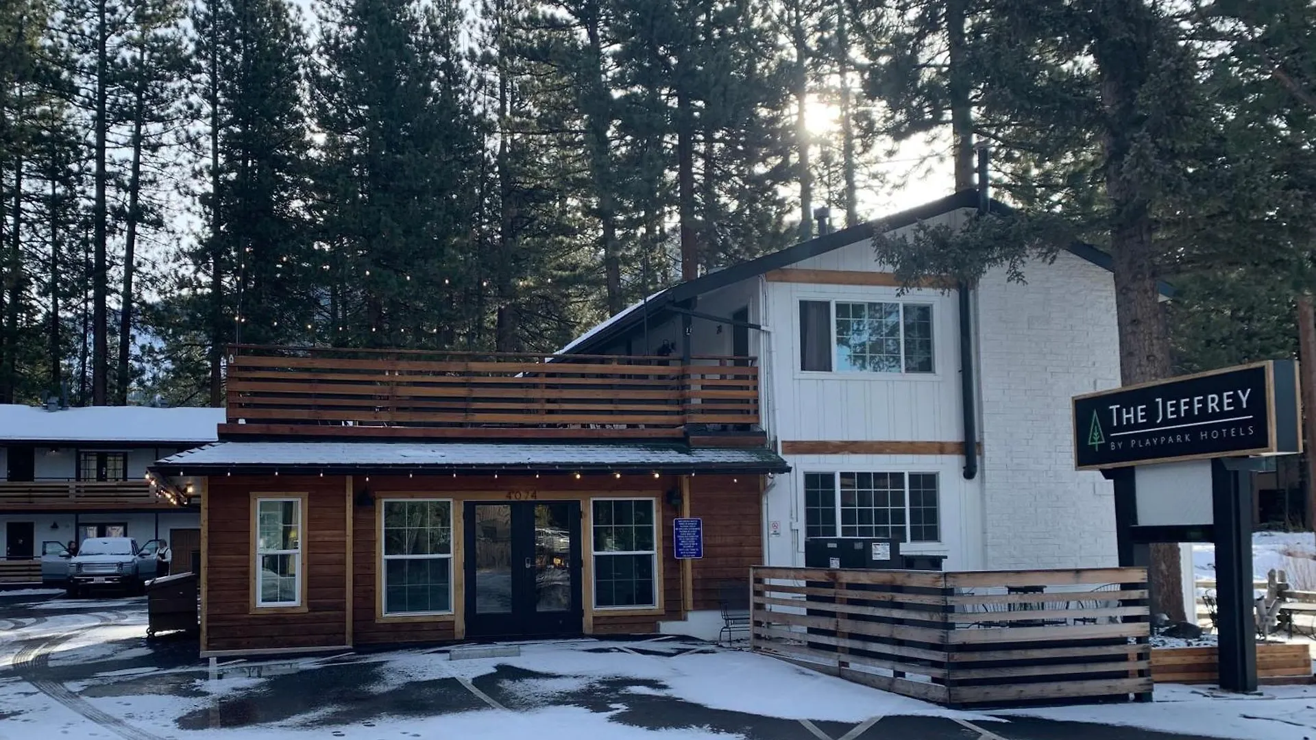 11 Top-Rated Resorts Close to Round Hill Pines Beach and Marina