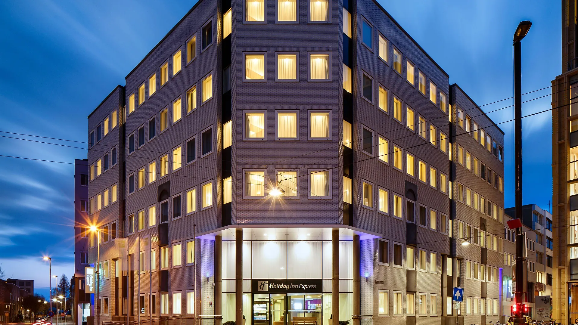 Where to Stay Near De Slenk Wolfheze: 5 Family Hotels Reviewed