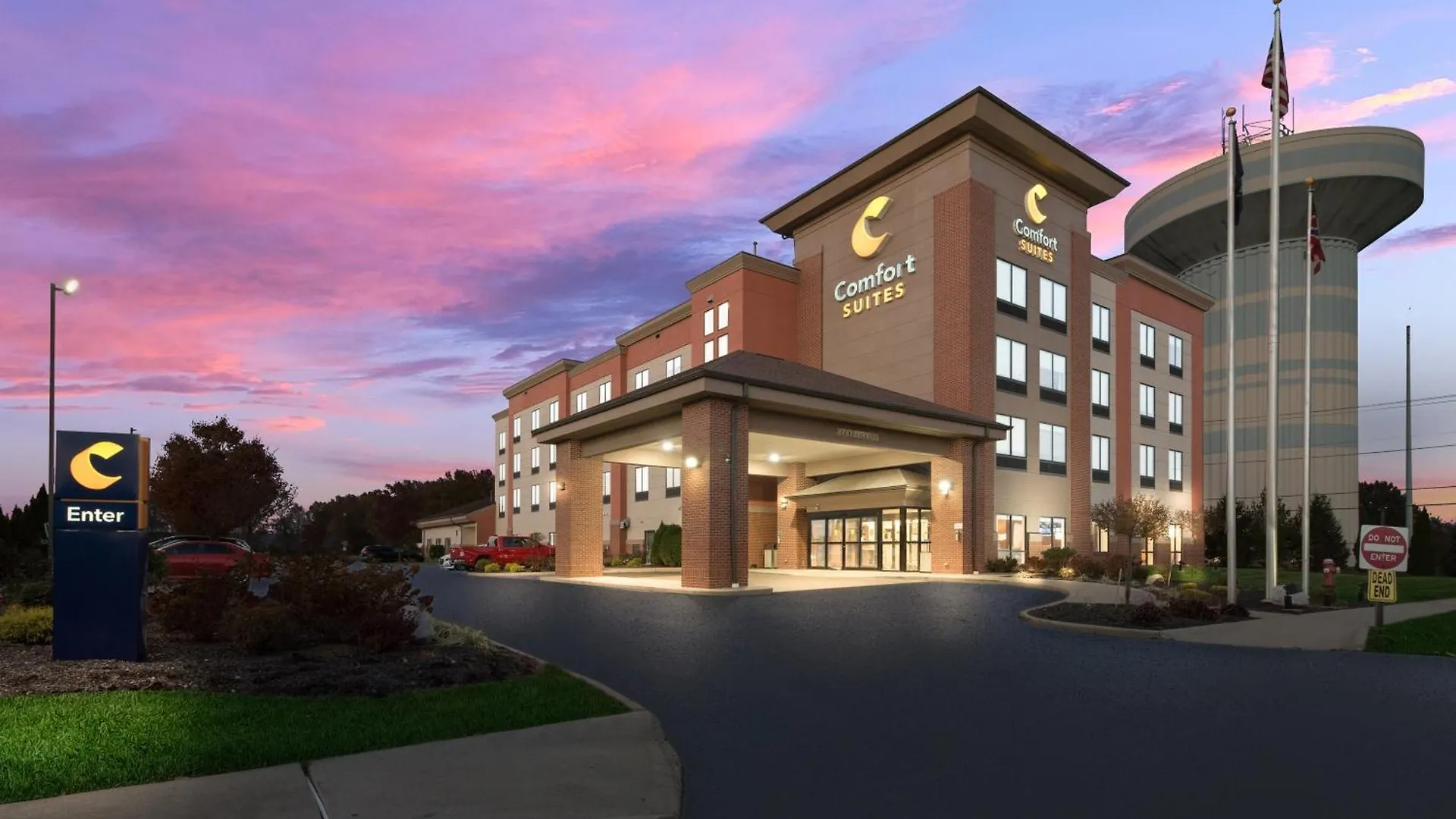8 Business Hotels Near Ohio Dominican University Worth Booking
