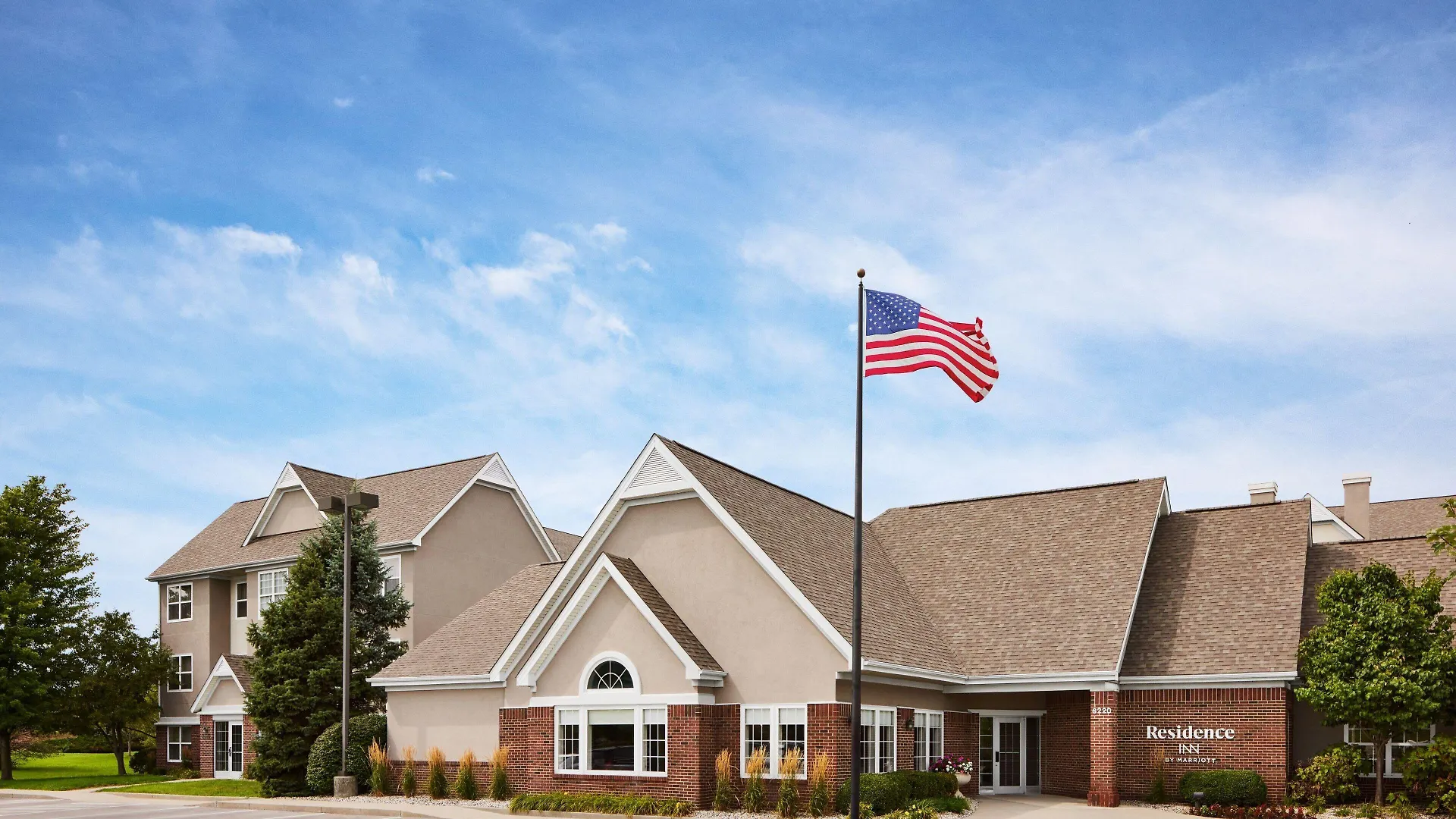6 Cheap Hotels Near Gustafson Park That Deliver Real Value