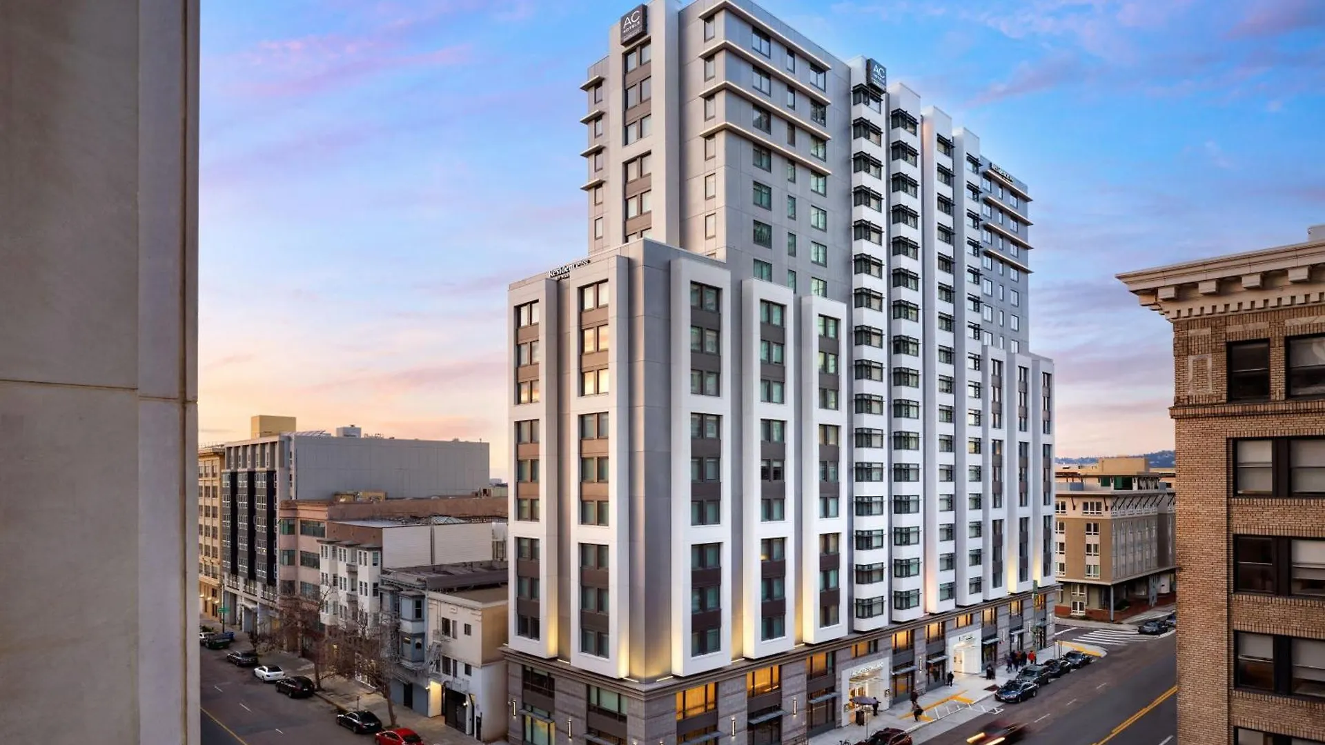2 Central Hotels Near The UC Theatre for Easy Berkeley Access