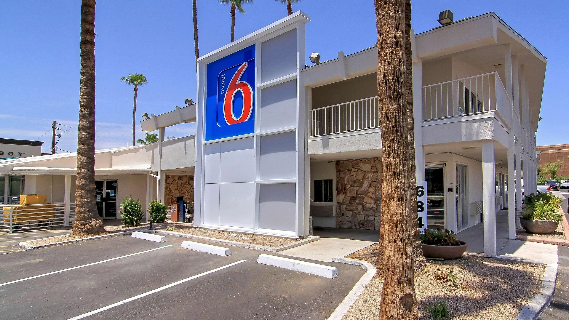 4 Budget Hotels Near Mountain View Park Worth Booking