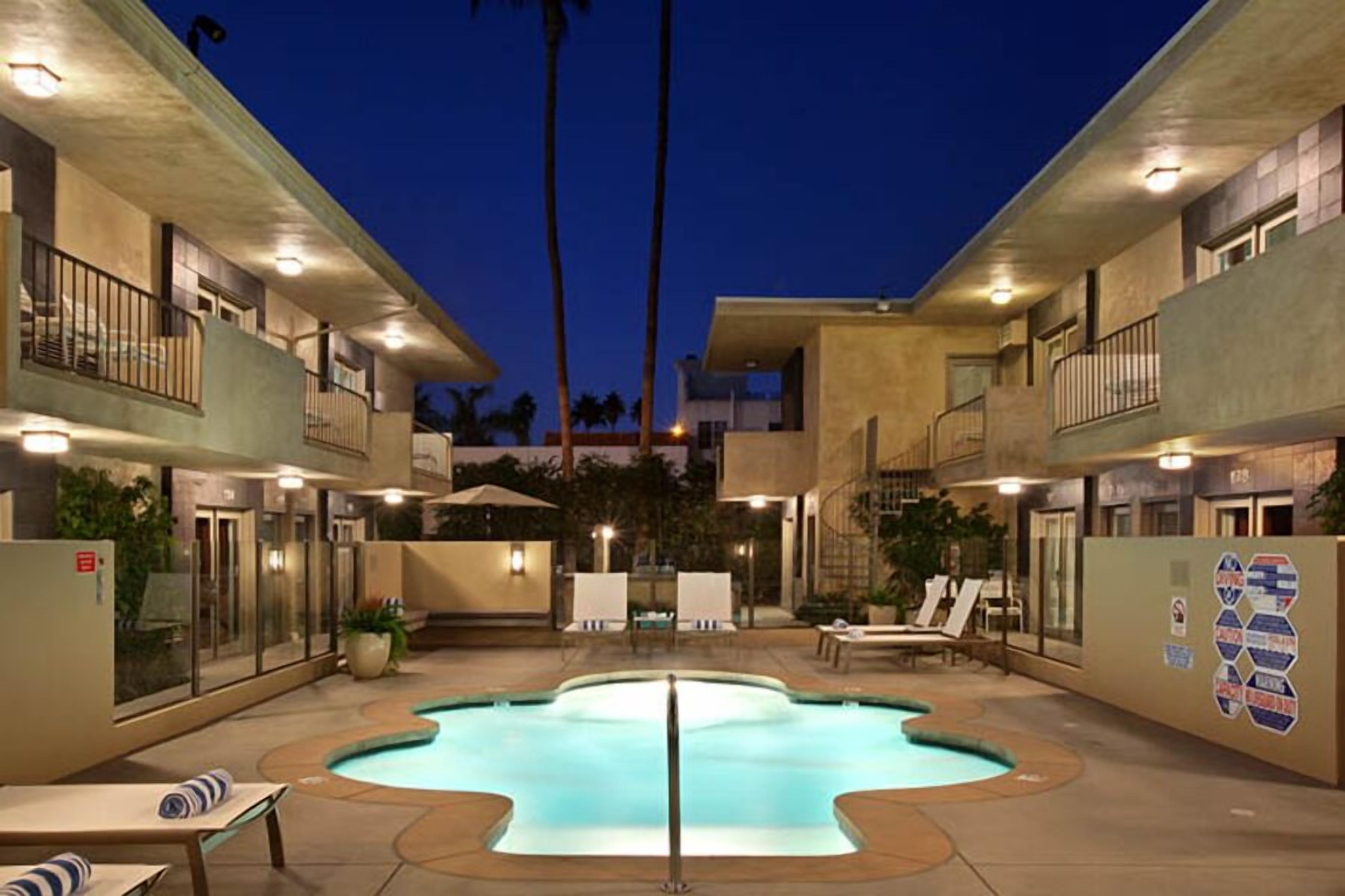 12 Design Hotels in Downtown Palm Springs Worth Booking