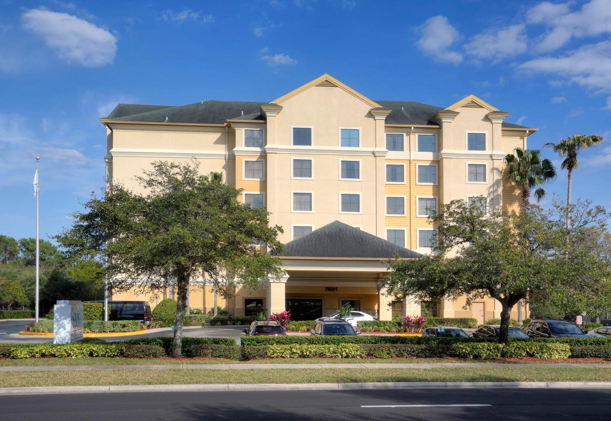 15 Family Hotels Near Orlando's Convention Bureau Worth Booking