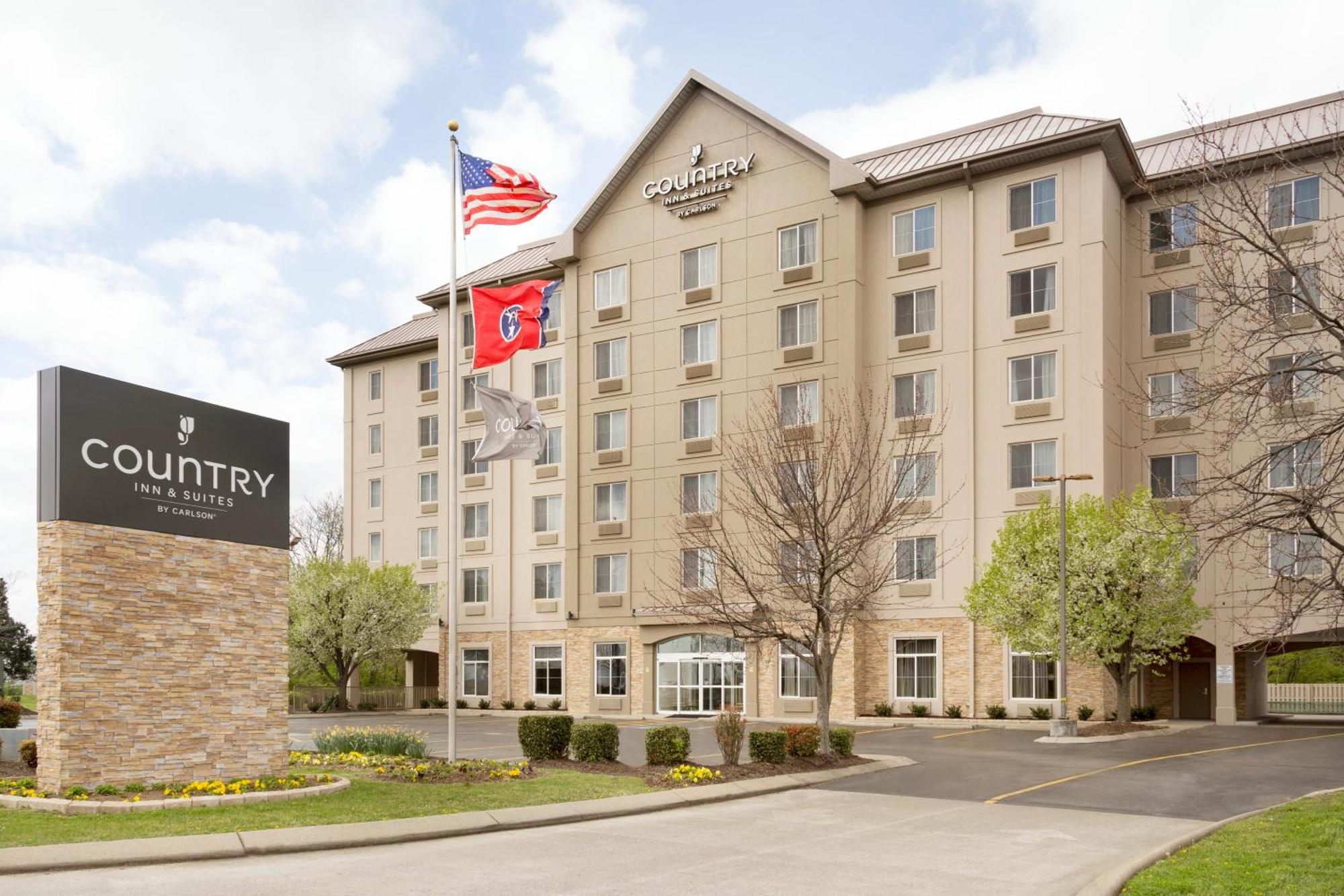 15 Business Hotels Near South Inglewood Park for Work Stays