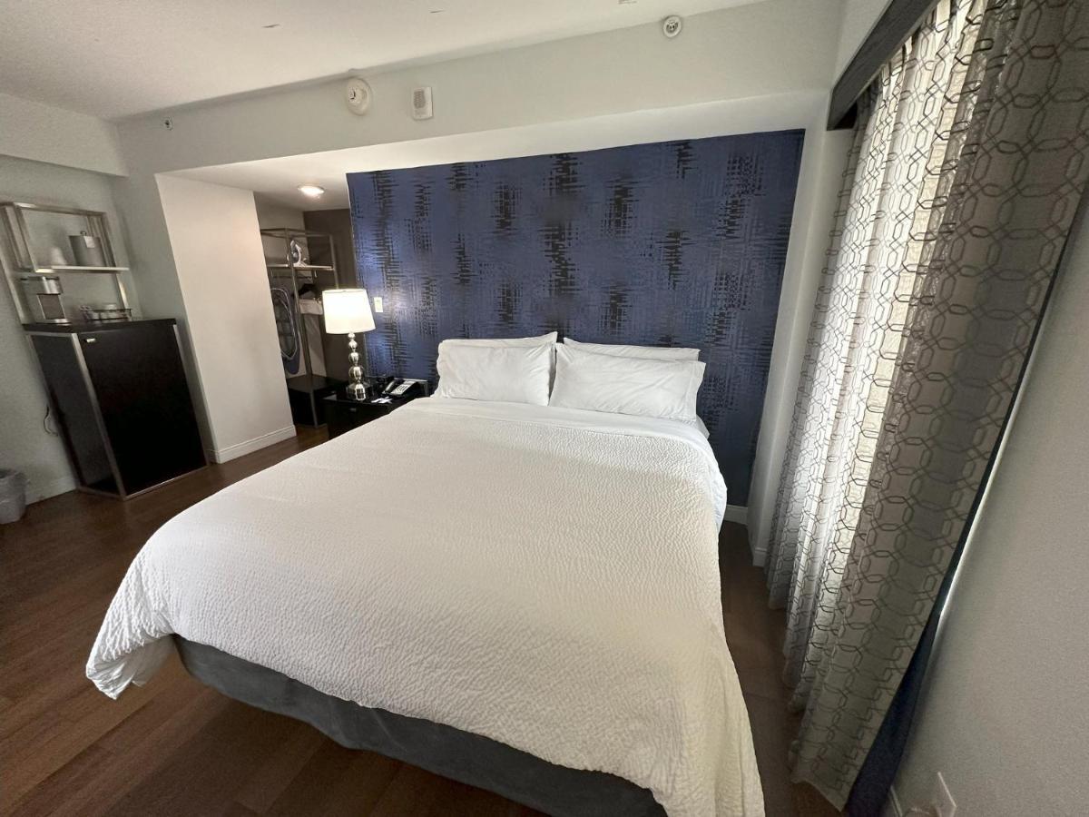 Staying Near Lovers Lane Birth Ctr: 15 Airport Hotels Compared