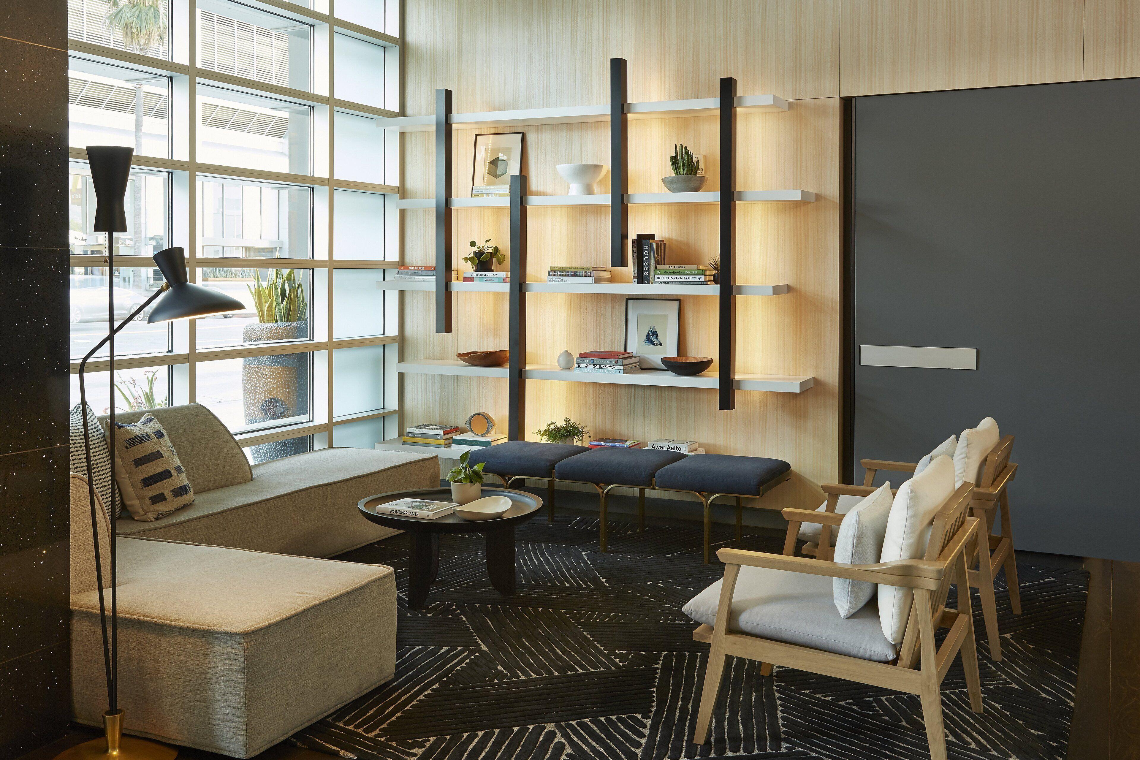 Staying Near Petersen Automotive Museum: 15 Business Hotels Compared