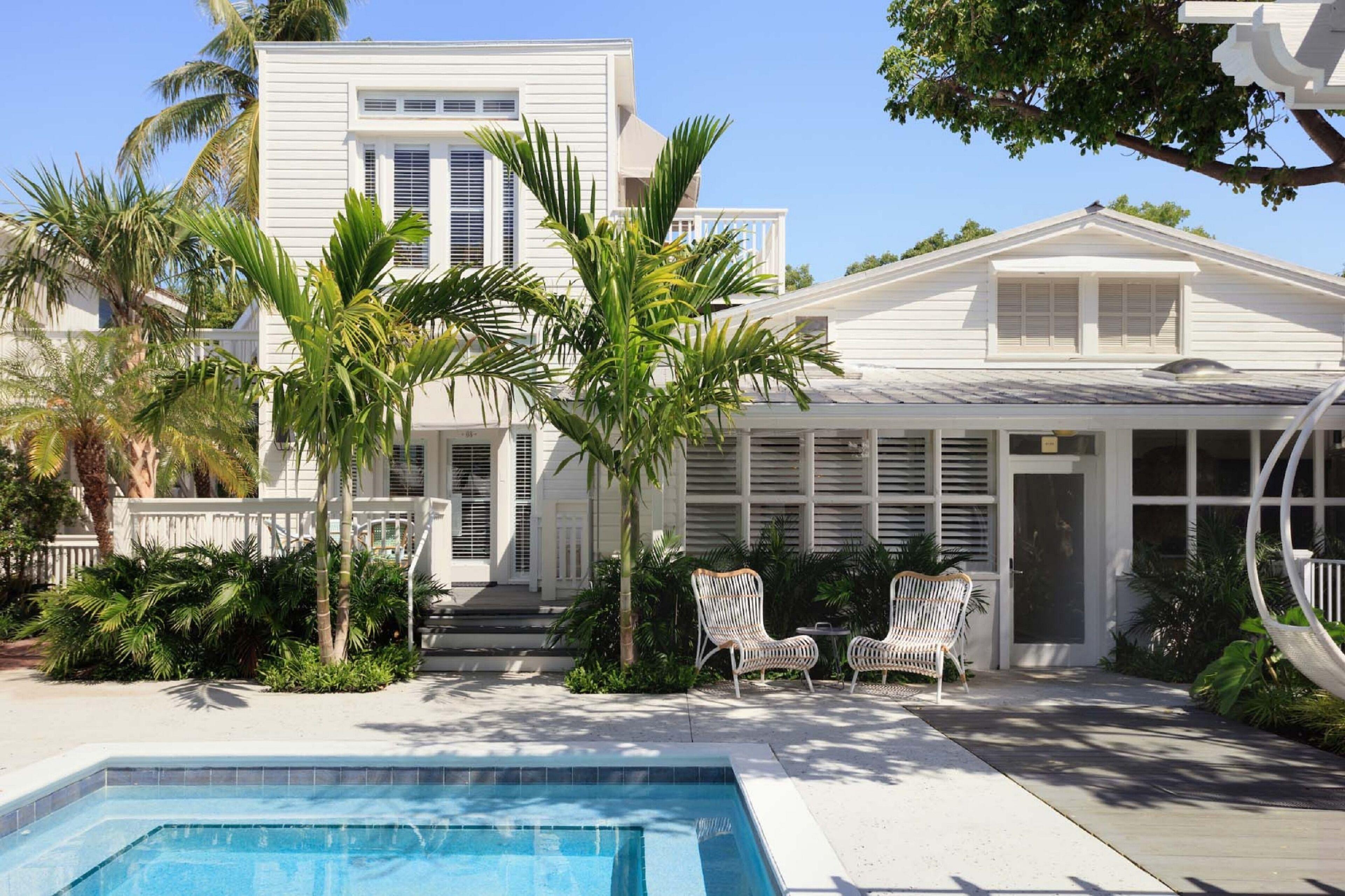 Staying In Duval, Key West: 7 Central Hotels Compared