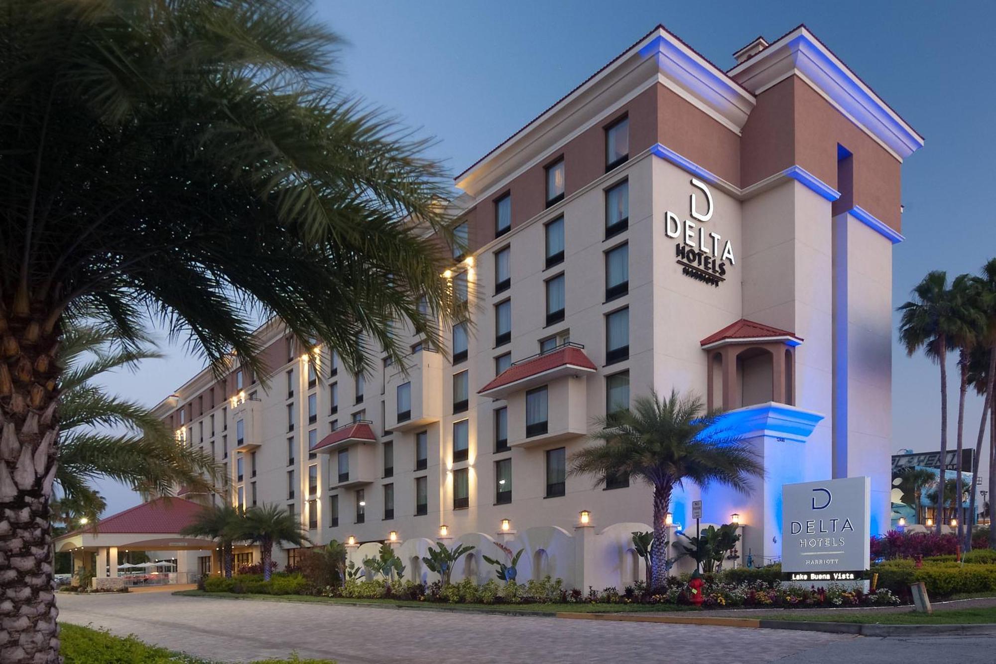 Where to Stay in Lake Buena Vista: 5 Top 4-Star Hotels