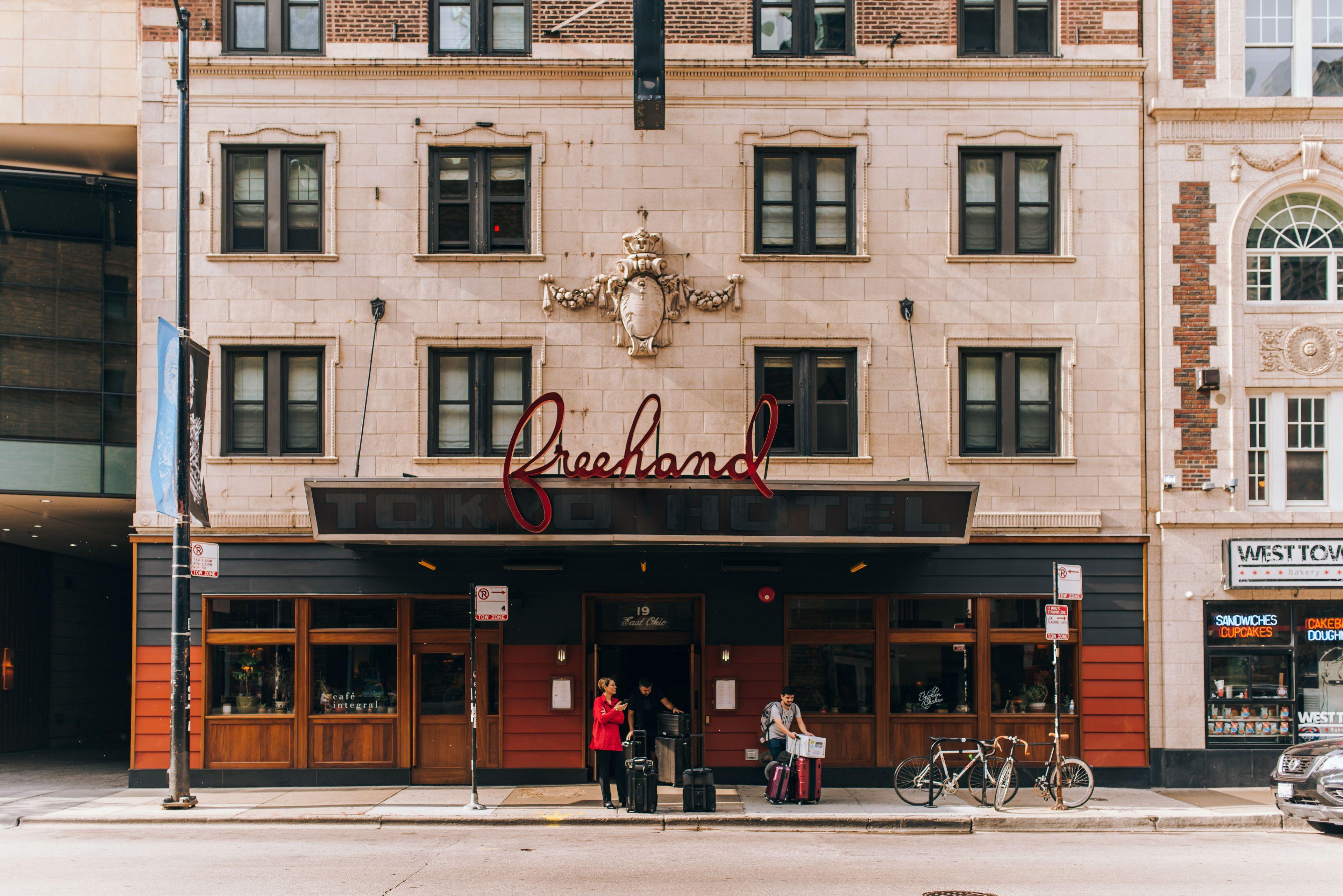 Staying Near Grant Park: 6 Design Hotels Compared
