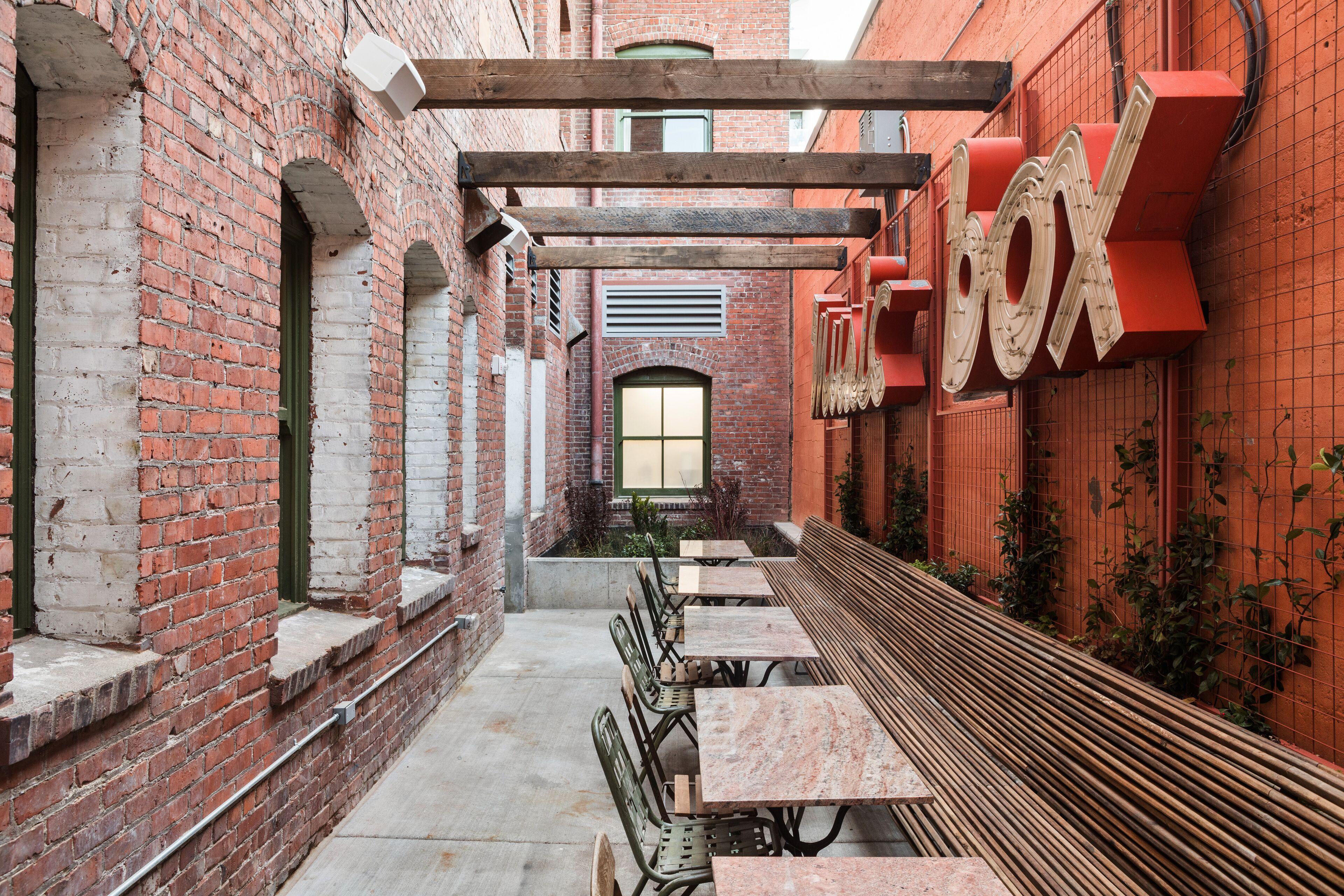 5 Smart Central Hotels Near Providence Park Worth Booking