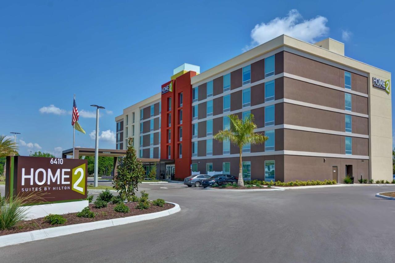 Where to Stay Near Sarasota Poetry Theatre: 4 Business Hotels Compared