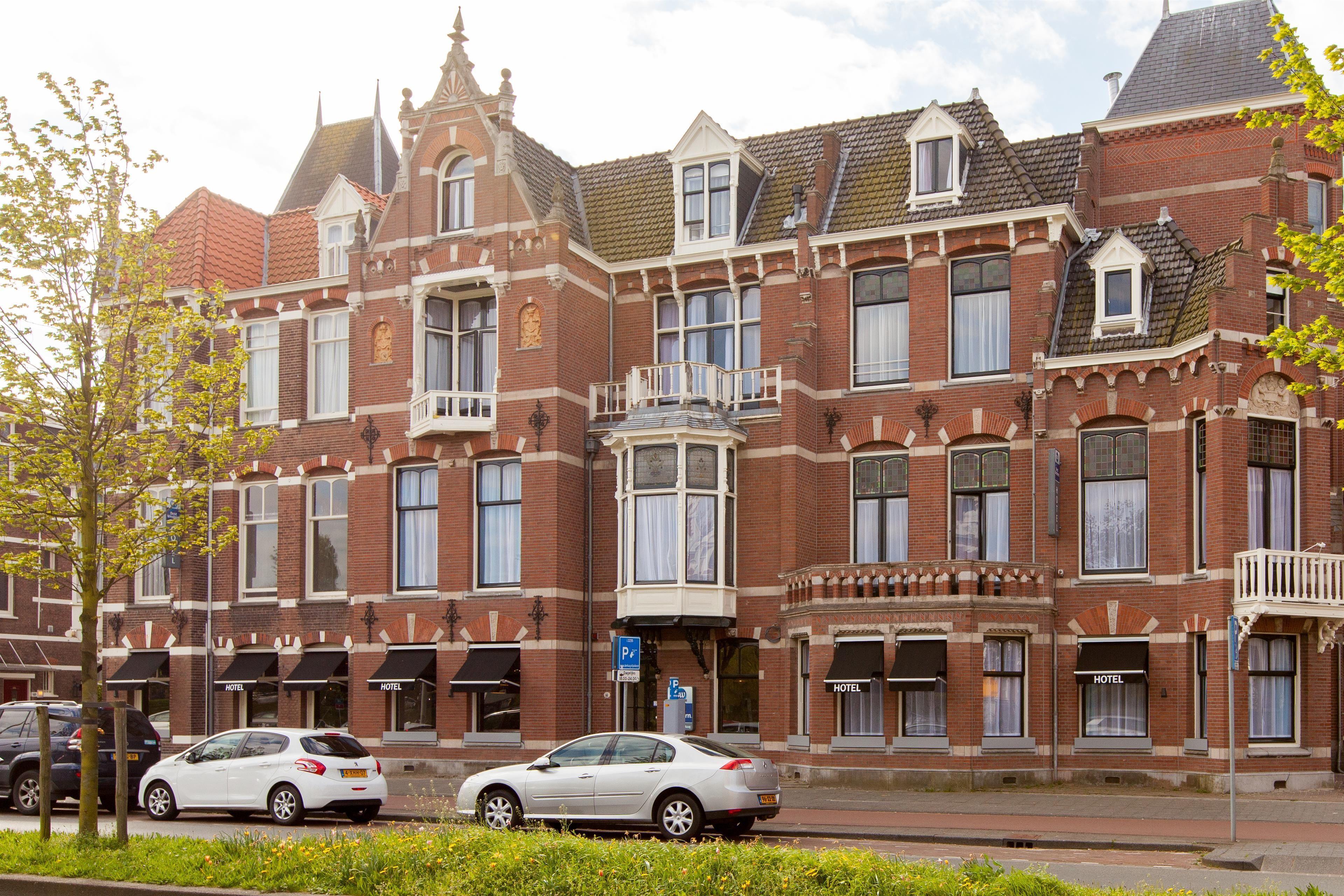 4 Beach Hotels Near De Uithof Worth Booking in 2025