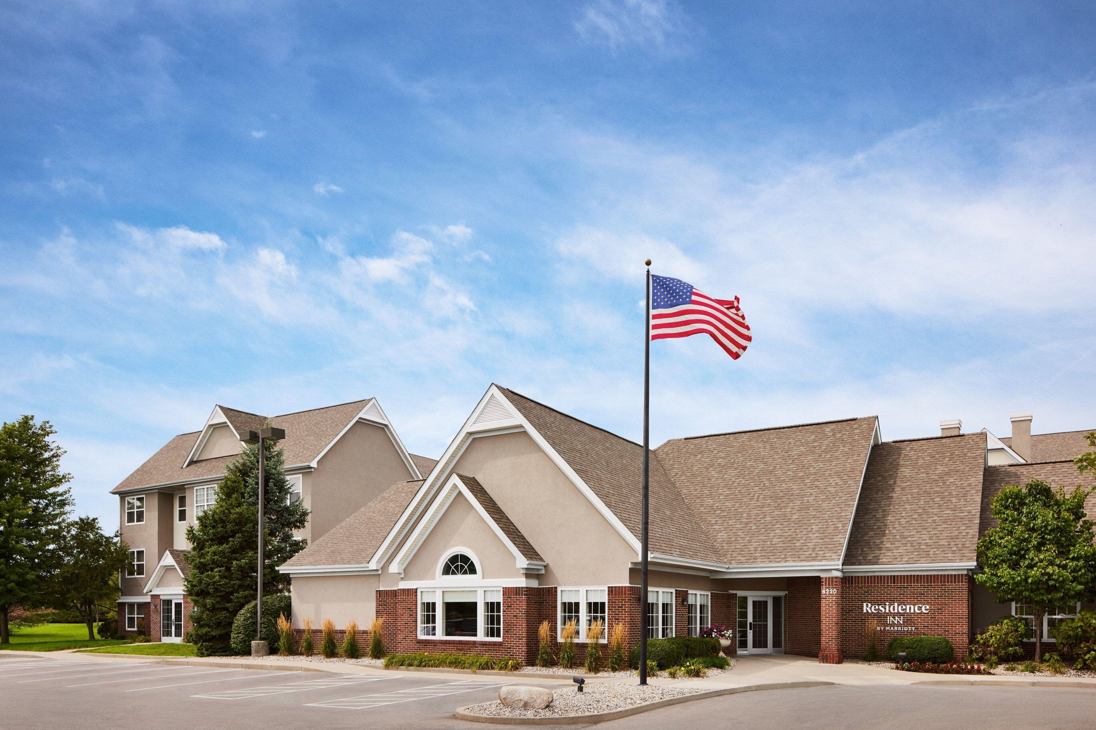 6 Cheap Hotels Near Gustafson Park That Deliver Real Value