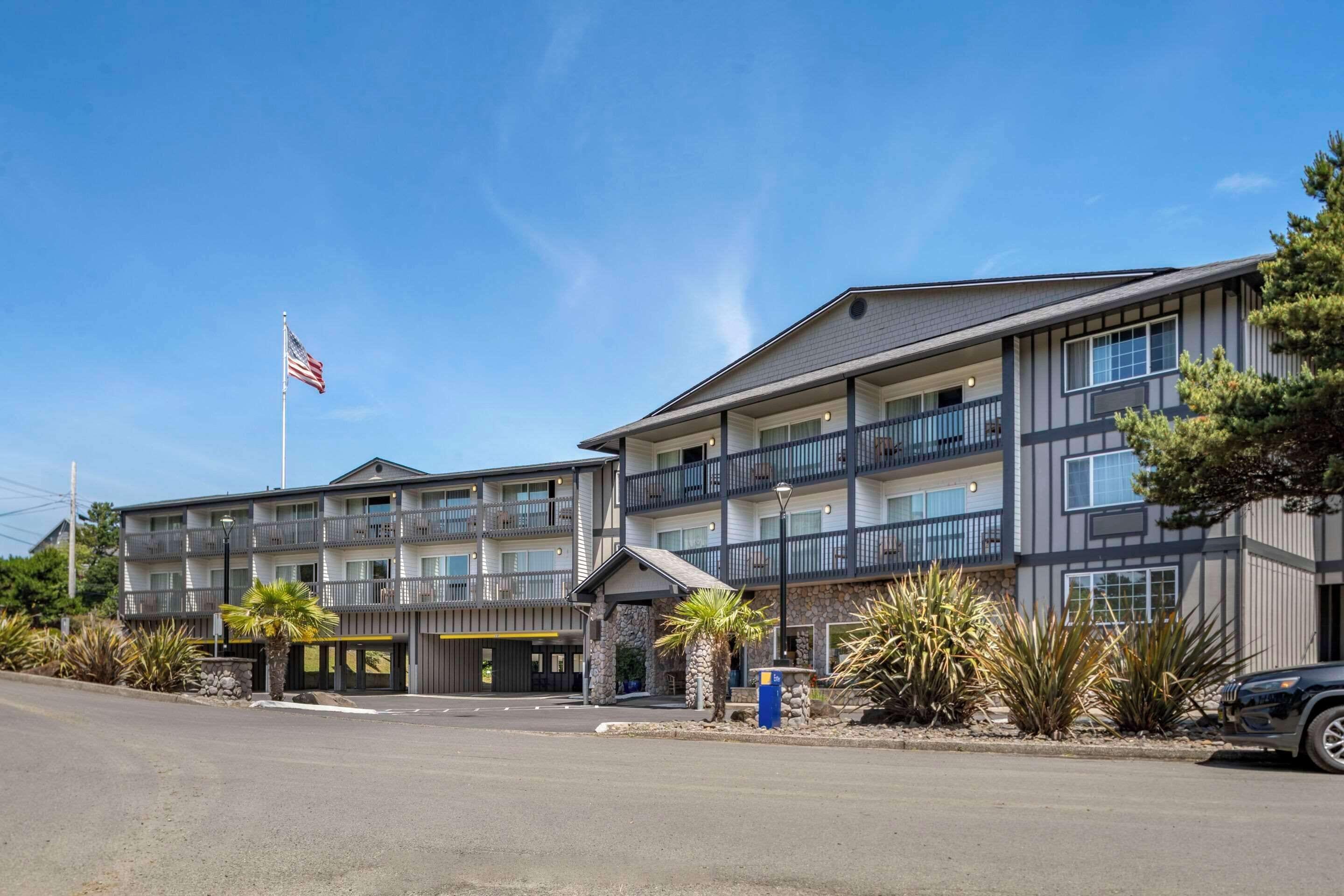 6 Top-Rated Resort Hotels Close to Taft Park, Lincoln City