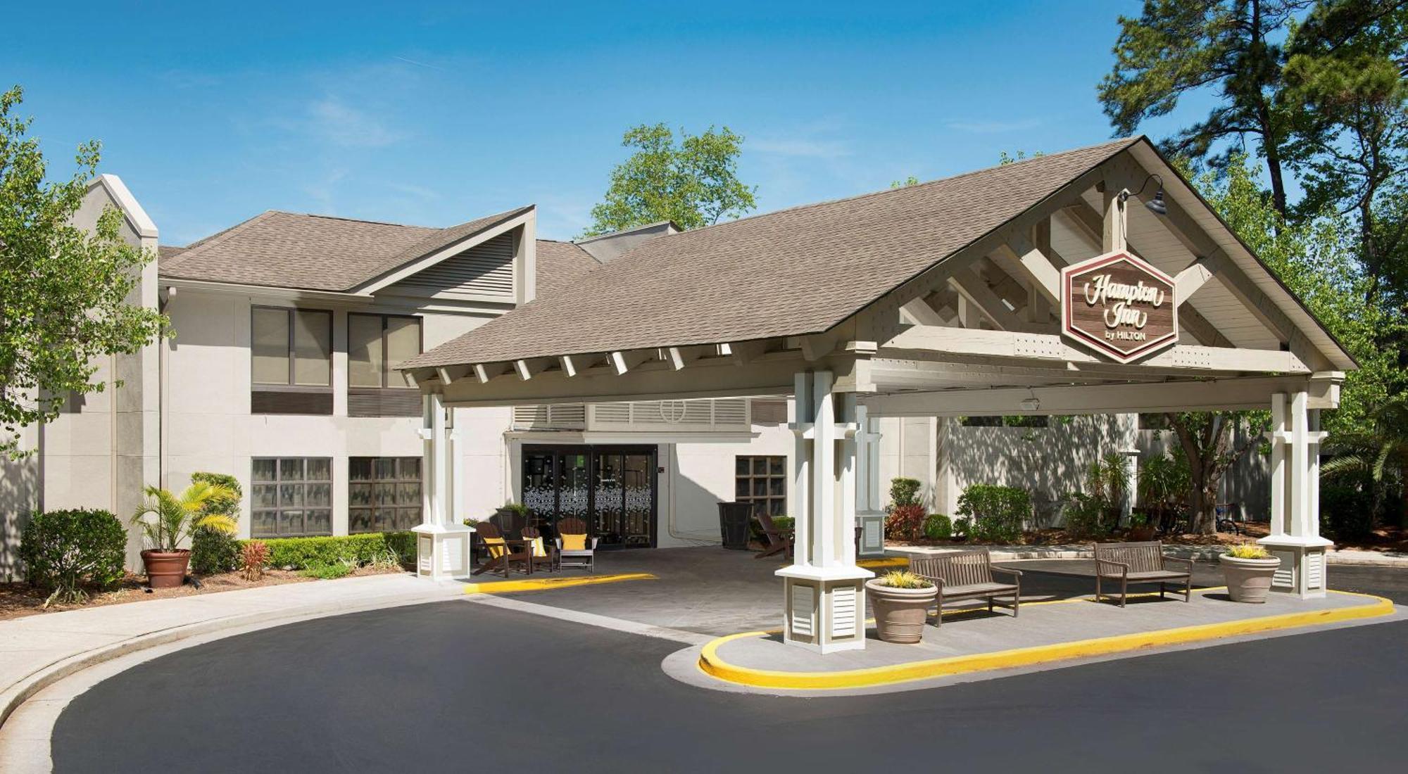 4 Reliable 3-Star Hotels Near The Jazz Corner, Hilton Head